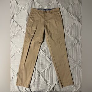 Haggar Mens Slim Fit Premium Comfort Slacks (29x30)